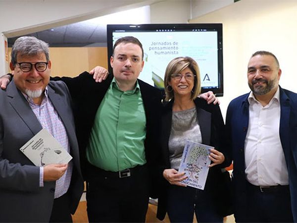 David Vivancos con Alejandro Sacristán, María Dolores Baena y Juan Zafra en Córdoba